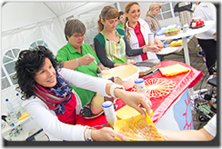 Waffelstand der Sonnen-Apotheke auf dem Sommerfest in Bergkamen